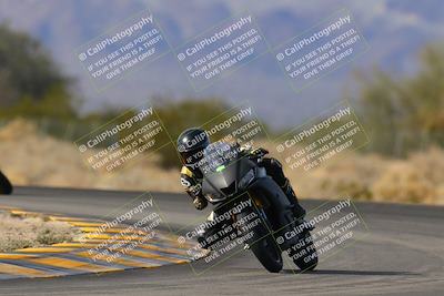 media/Dec-17-2022-SoCal Trackdays (Sat) [[224abd9271]]/Turn 7 Set 2 (1140am)/